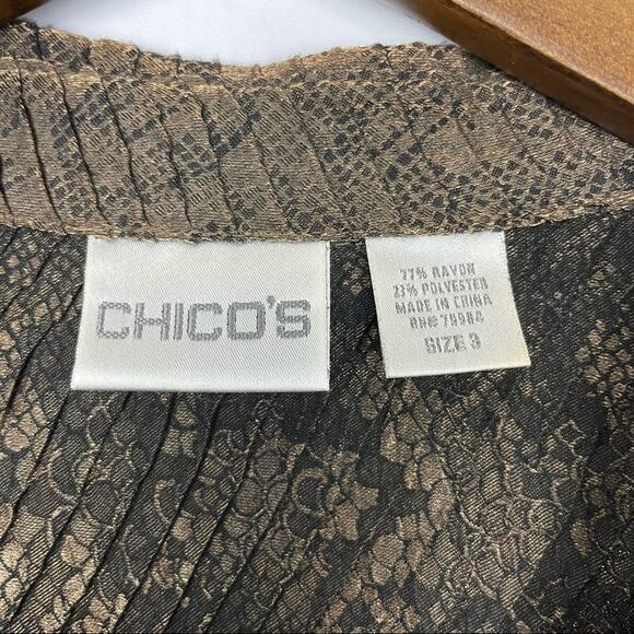 Chico’s | Sz 3 Black Gold Textured Reptile Print Long Sleeve Button Down Blouse - Picture 9 of 11